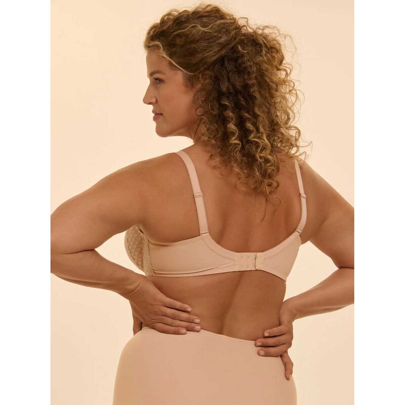Simone P&eacute;r&egrave;le Subtile Full Cup Control Bra image number 5